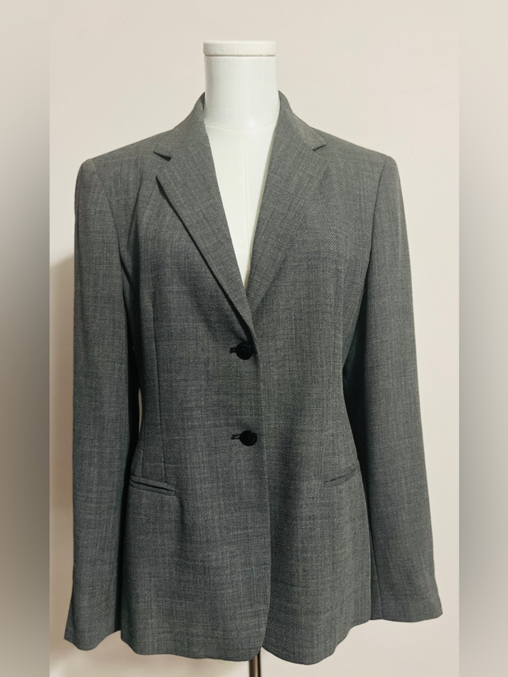 MaxMara Tailored Gray Two-Button Blazer